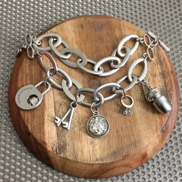 ✨ARMANI EXCHANGE Multi-Charm Bracelet - アクセサリー
